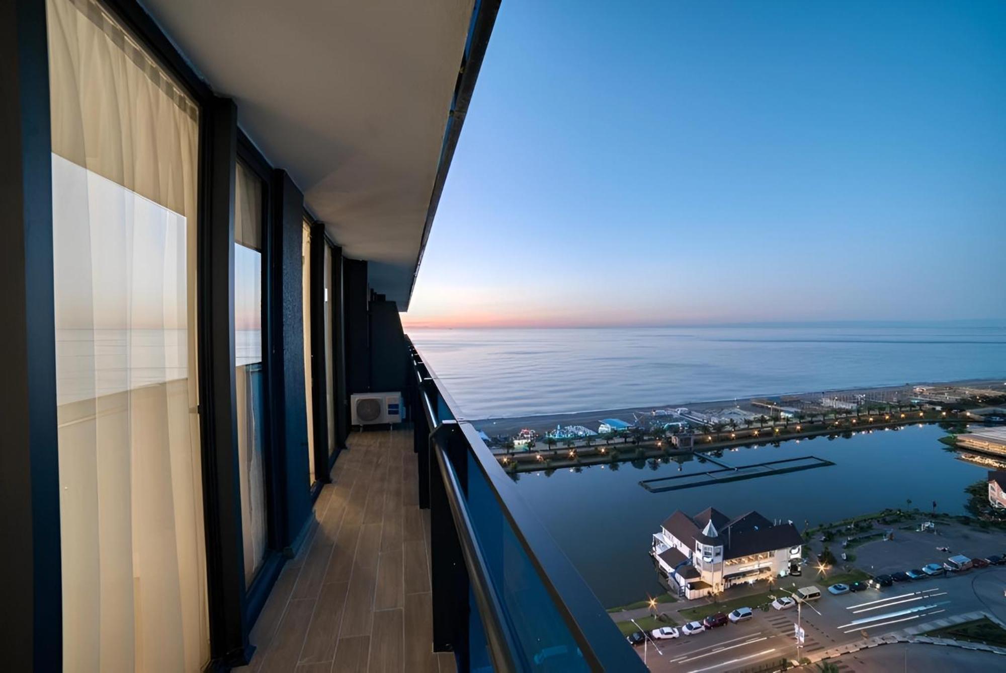 Orbi City Batumi Hotel Sea View Buitenkant foto